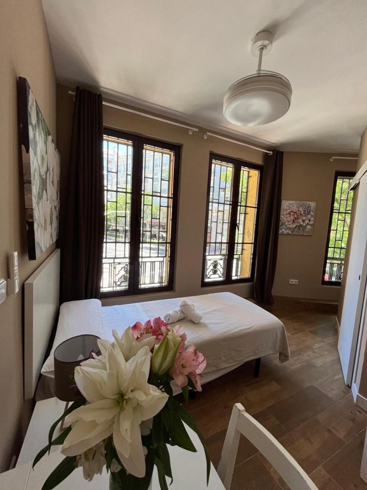 Palacete De La Almudayna Guest house